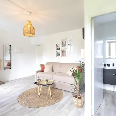 L'authentique *studio *parking Prive* *wifi*calme Appartement Lourdes